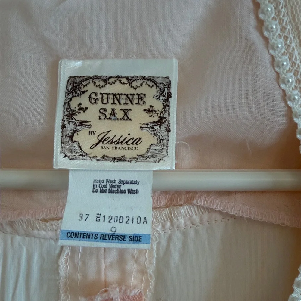 Gunne Sax Peach and Cream Lace Dress - Picture 2 of 10